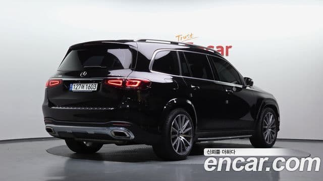Mercedes-Benz GLS-Class 2021 — Photo 11/20