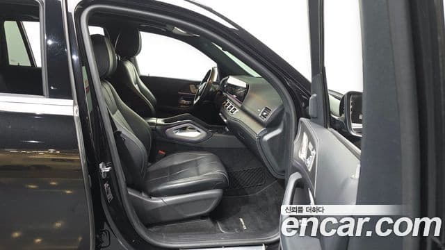Mercedes-Benz GLS-Class 2021 — Photo 17/20
