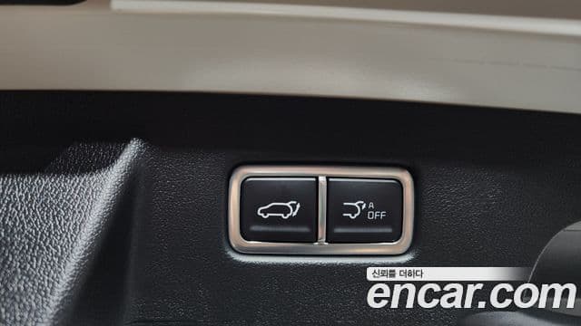 Kia Sorento 2024 — ფოტო 18/20