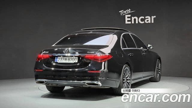 Mercedes-Benz S-Class 2023 — Photo 20/20