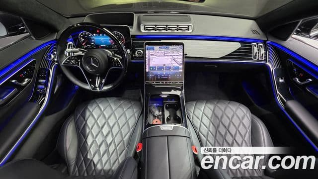 Mercedes-Benz S-Class 2023 — Photo 16/20