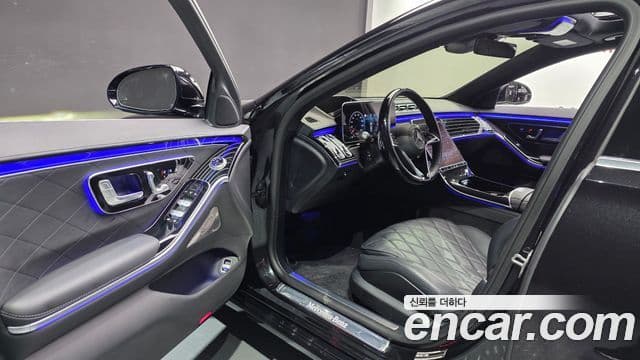 Mercedes-Benz S-Class 2023 — Photo 14/20