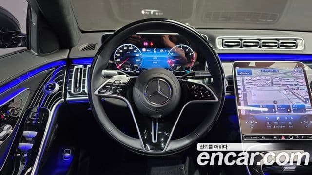 Mercedes-Benz S-Class 2023 — Photo 19/20
