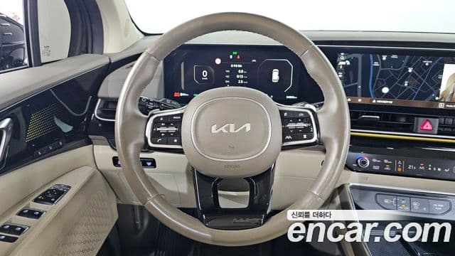 Kia Carnival 2024 — Фото 13/20