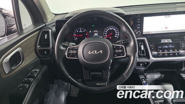 Kia Sorento 2023 — Şəkil 13/20