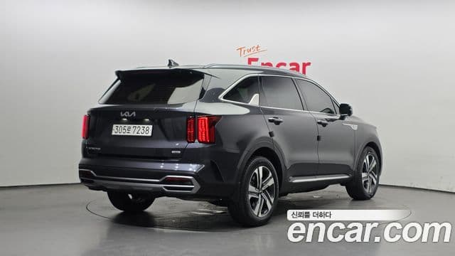 Kia Sorento 2023 — Şəkil 2/20