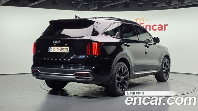 Kia Sorento 2021 — ფოტო 2/20