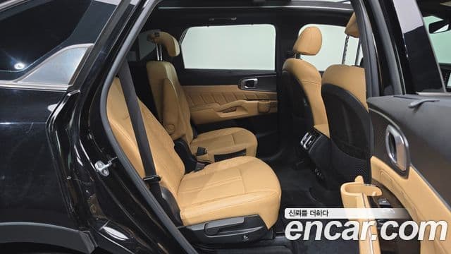 Kia Sorento 2021 — ფოტო 11/20