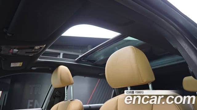 Kia Sorento 2021 — ფოტო 15/20