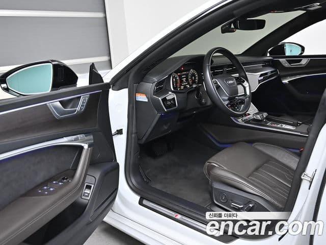 Audi A7 2023 — Şəkil 13/20