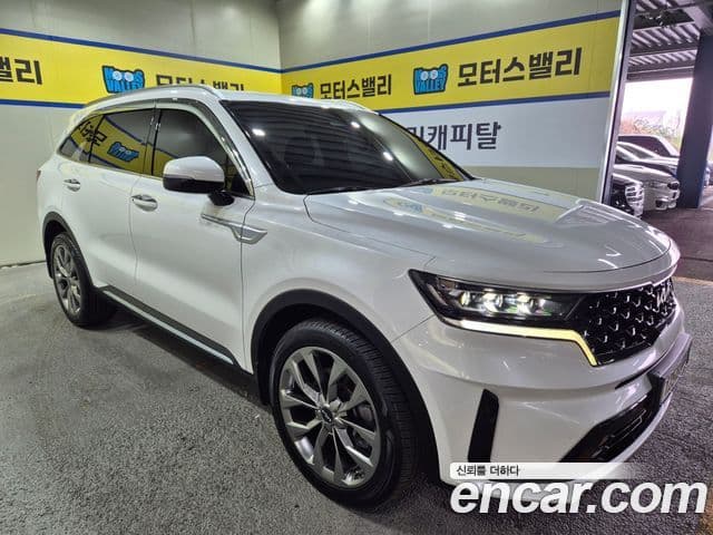 Kia Sorento 2022 — Фото 6/20