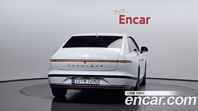 Hyundai Grandeur 2023 — Фото 4/20