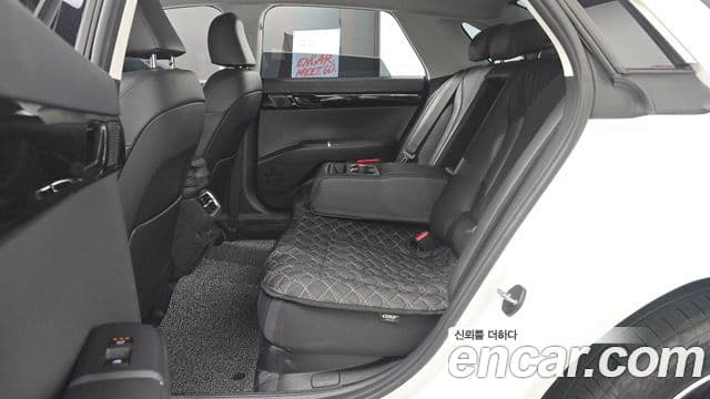 Hyundai Grandeur 2023 — Фото 12/20