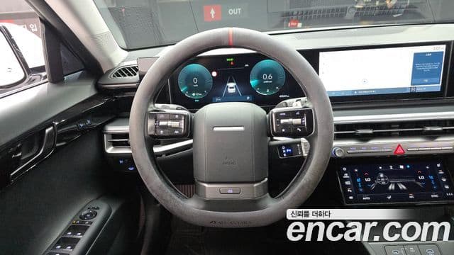 Hyundai Grandeur 2023 — Фото 13/20