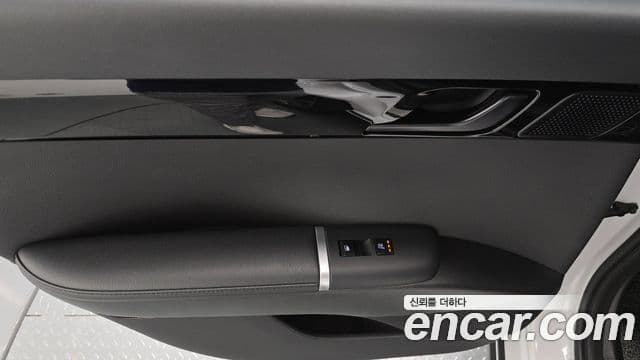 Hyundai Grandeur Hybrid 2023 — Şəkil 11/31