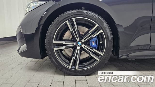 BMW 3 Series 2024 — ფოტო 5/20