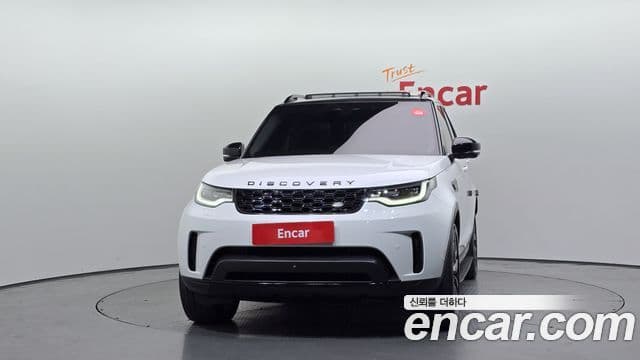 Land Rover Discovery 5 2023 — ფოტო 2/20