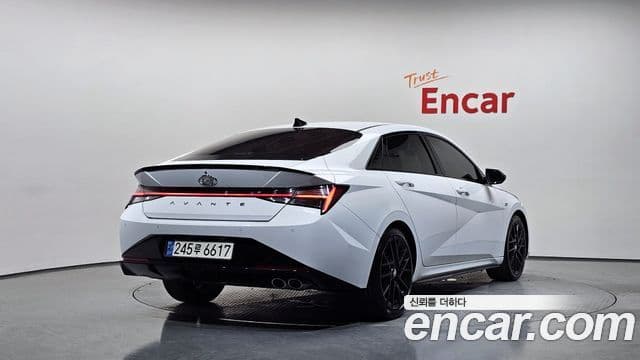 Hyundai Avante 2021 — Фото 2/20