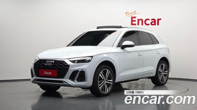 Audi Q5 2022 — Şəkil 1/20