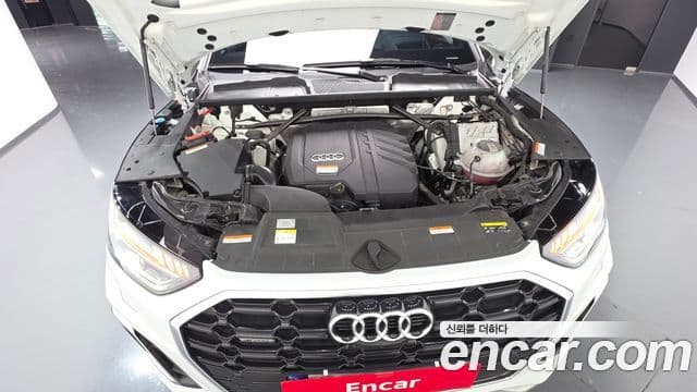 Audi Q5 2022 — Şəkil 6/20