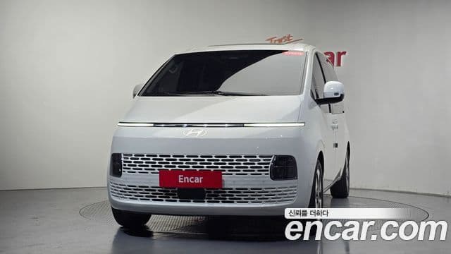 Hyundai Staria 2025 — Фото 3/20