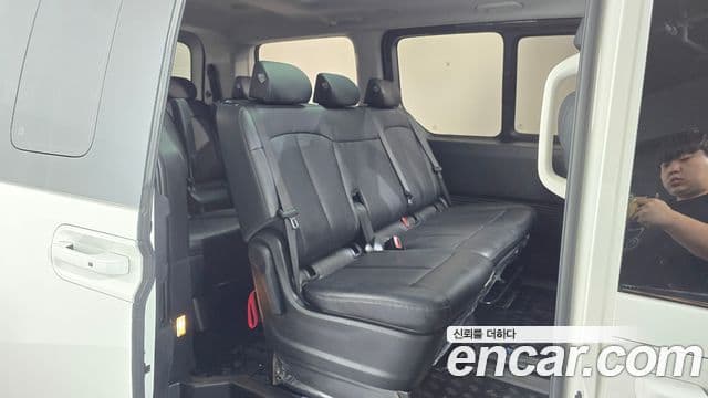 Hyundai Staria 2025 — Фото 12/20