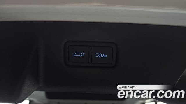 Hyundai Staria 2025 — Фото 18/20