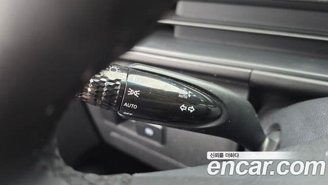 Hyundai Staria 2025 — Şəkil 9/34