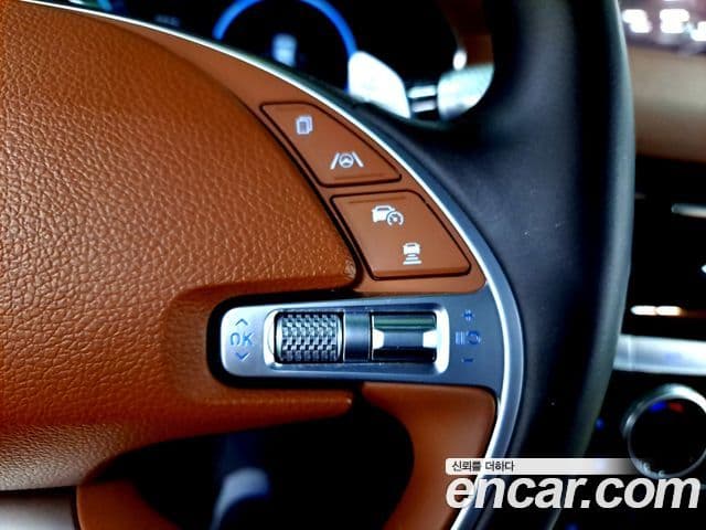 Genesis Electrified G80 2022 — фото 12 из 20