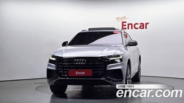 Audi Q7 2021 — ფოტო 3/20