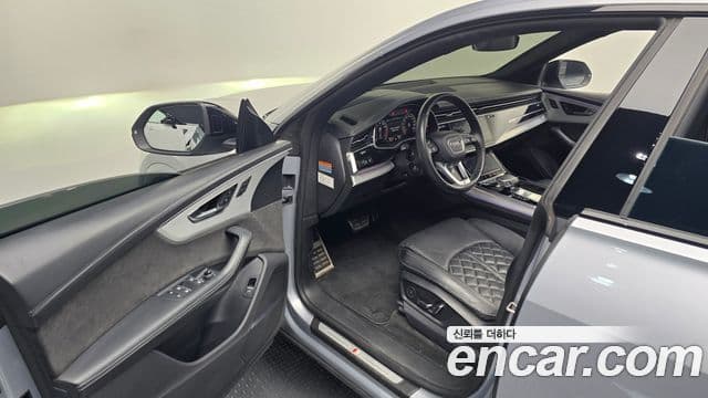 Audi Q7 2021 — ფოტო 11/20