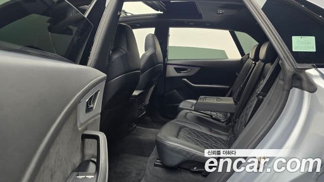 Audi Q7 2021 — ფოტო 12/20