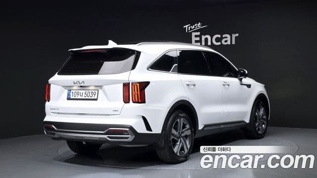Kia Sorento 2022 — Şəkil 2/20