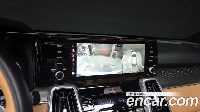 Kia Sorento 2022 — Şəkil 14/20