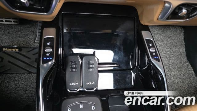 Kia Sorento 2022 — Şəkil 16/20