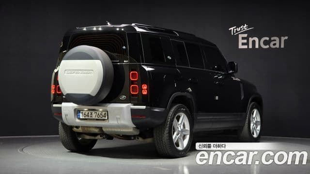 Land Rover Defender 2022 — ფოტო 2/20