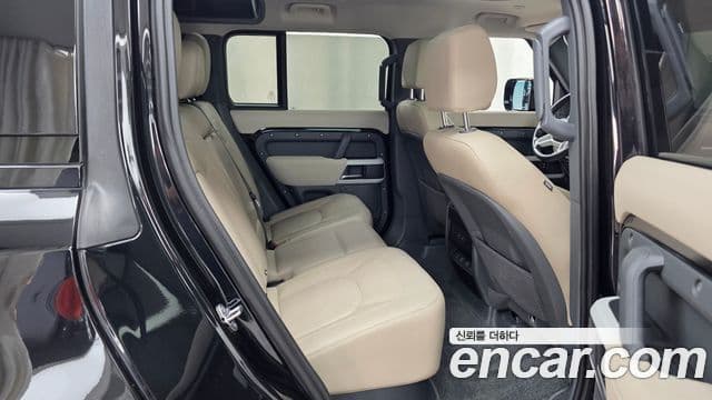 Land Rover Defender 2022 — ფოტო 12/20