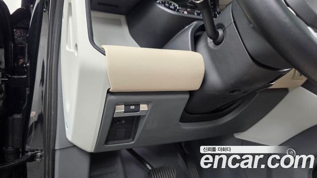 Land Rover Defender 2022 — ფოტო 16/20