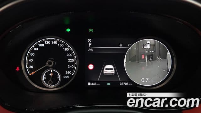Genesis GV70 2023 — ფოტო 8/20