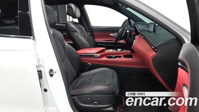 Genesis GV70 2023 — ფოტო 11/20