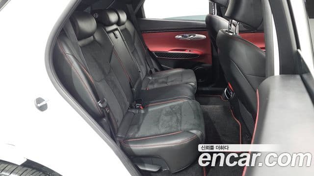 Genesis GV70 2023 — ფოტო 12/20