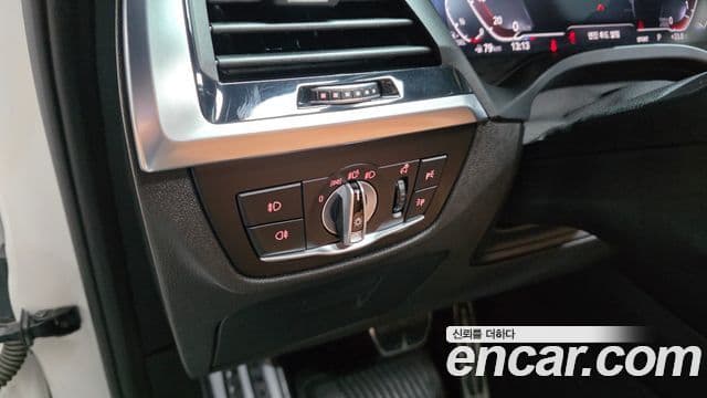 BMW X3 2020 — ფოტო 20/20