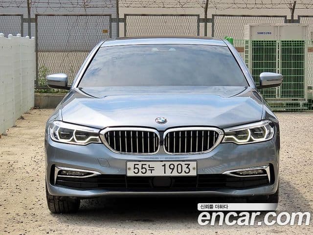 BMW 5 Series 2019 — Şəkil 2/20