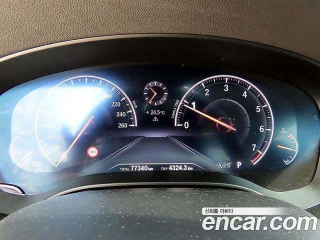 BMW 5 Series 2019 — Şəkil 6/20
