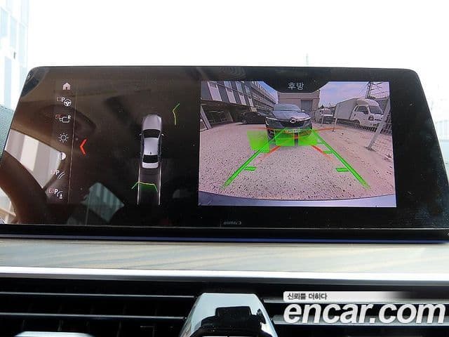 BMW 5 Series 2019 — Şəkil 17/20
