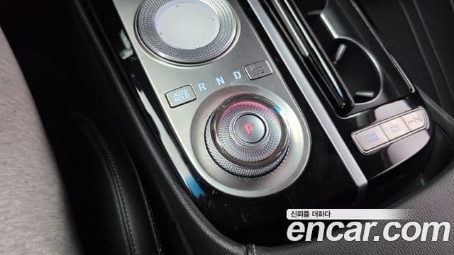 Genesis Electrified G80 2021 — фото 9 из 20