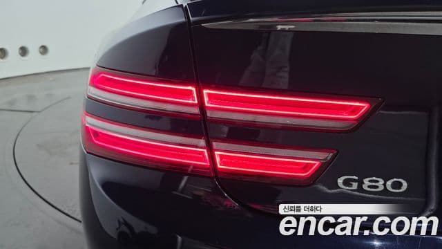 Genesis G80 2021 — Photo 9/30