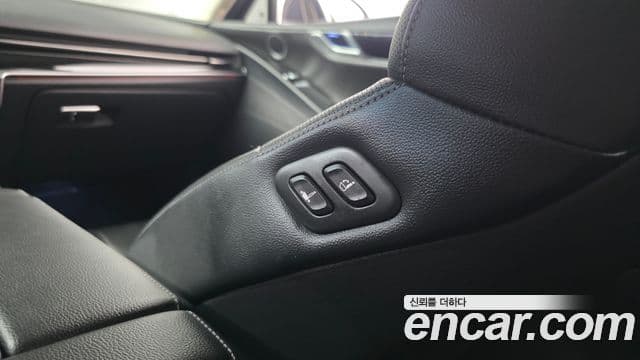 Genesis G80 2021 — Photo 28/30