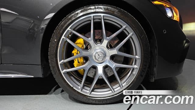 Mercedes-Benz AMG GT 2023 — Photo 25/34