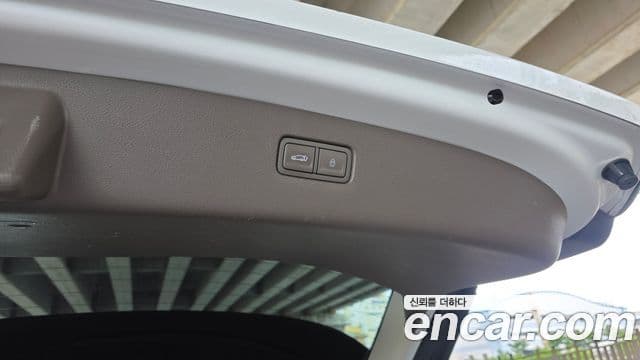 Genesis GV80 2022 — Photo 23/32